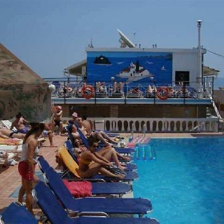 Hotel Miami Sea View Kávosz Kültér fotó